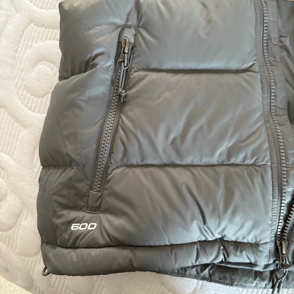 COPY - NWT WOMEN'S THE NORTH FACE HYDRENALITE DOWN PUFFER VEST - (crop vest) Sm… - Picture 6 of 10